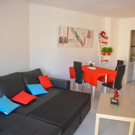 Apollo 7 - Vii: 200m From The Sandy Beach Arenal-bol Apartamento